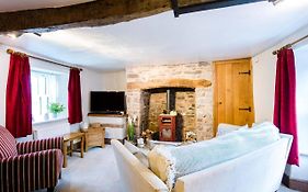 Cosy 2-Bed Cottage In Defynnog, Brecon